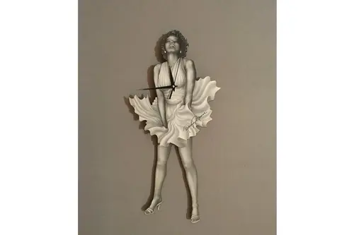 Marliyn Monroe Dekoratif Sarkaçlı Duvar Saati