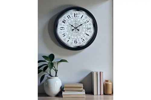 Şaheser Tasarım Zarif Desenli Metal Duvar Saati 40 Cm